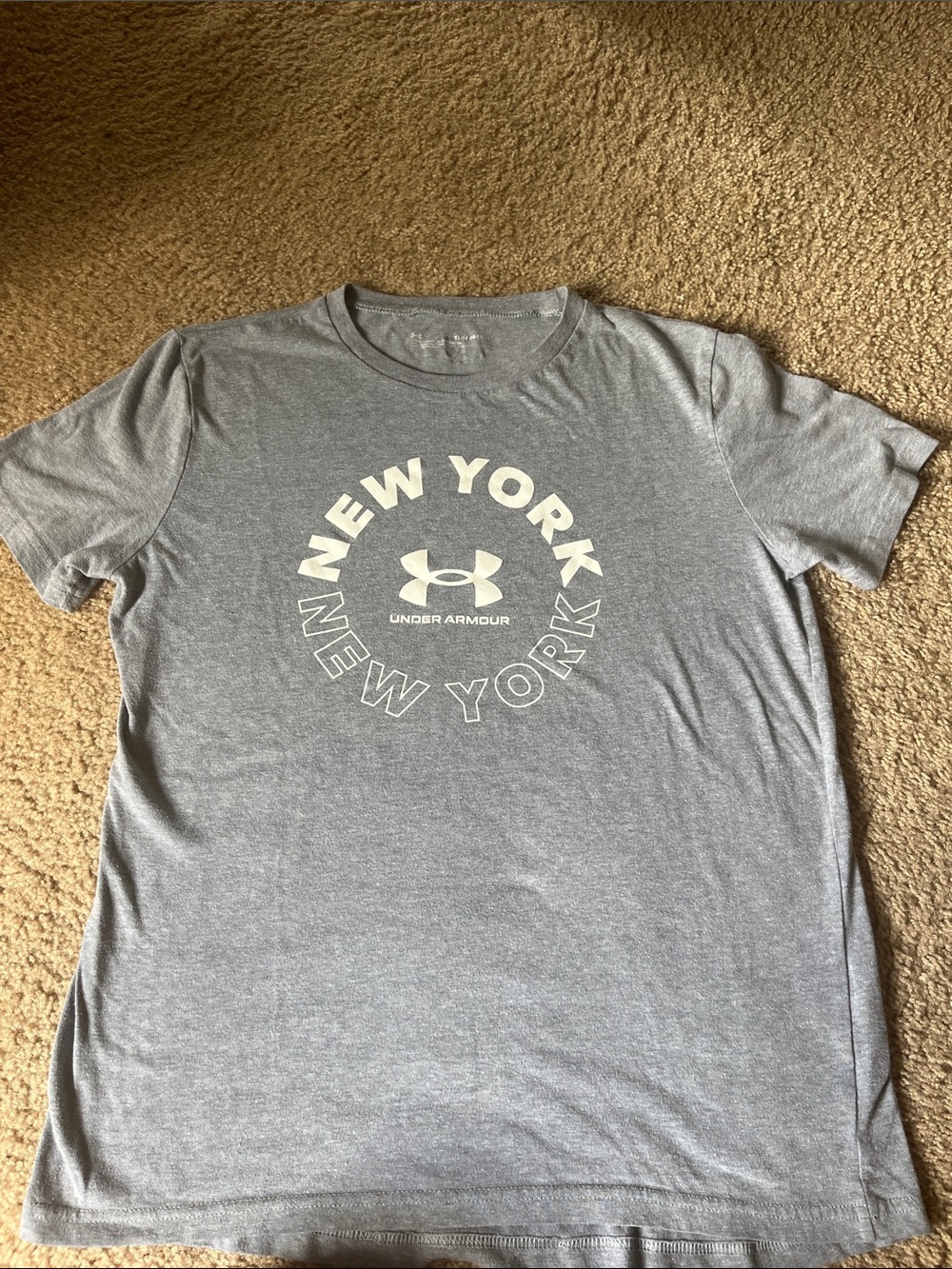 Under Armour Gray New York Graphic Short Sleeve Tee BOYS L